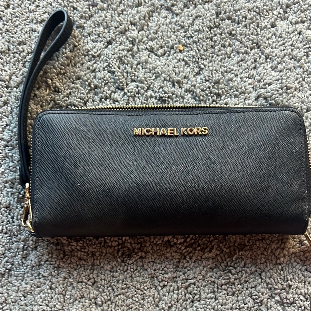 Michael Kors Black Wristlet Wallet